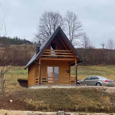 Vikendica Joza * يايتشه